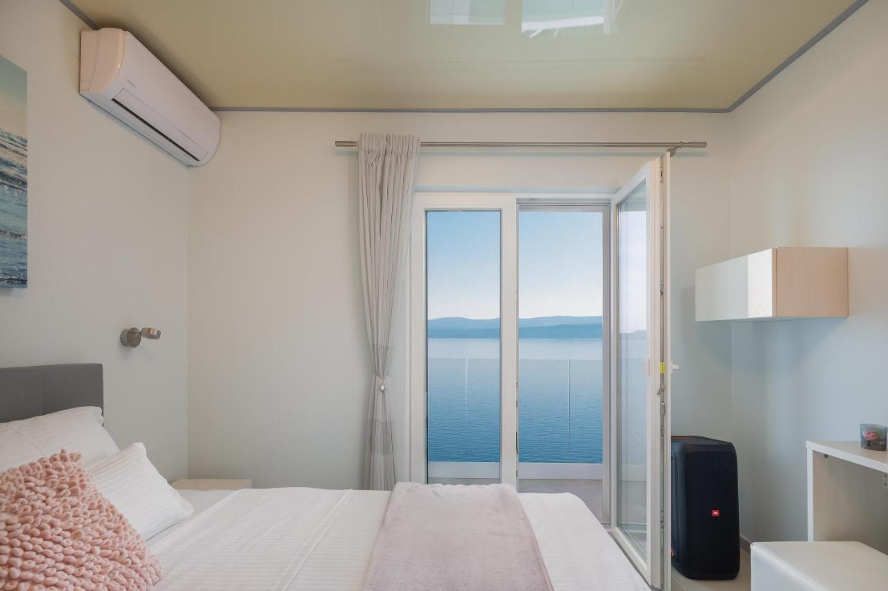 Beachfront Holiday Home - Private Heated Pool Mimice Luaran gambar