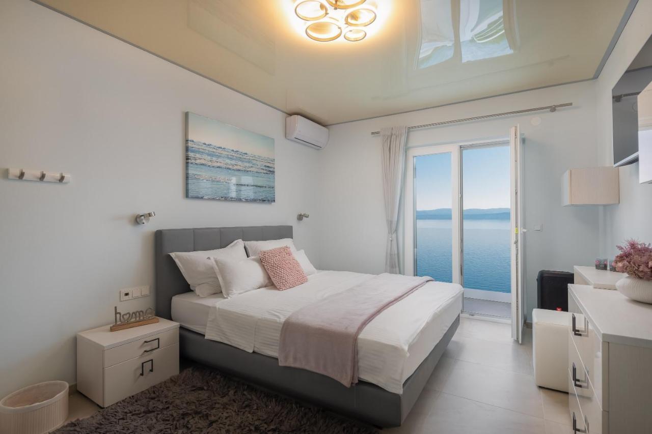 Beachfront Holiday Home - Private Heated Pool Mimice Luaran gambar